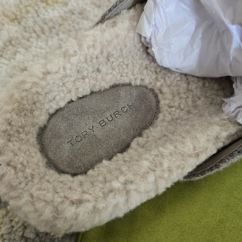NWT Tory Burch Mellow Shearling Mule